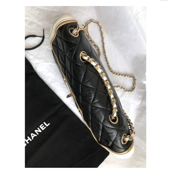 CHANEL flap bag - Picture 11 of 16